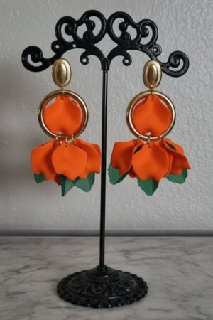 עגילי פרחים צבעוניים